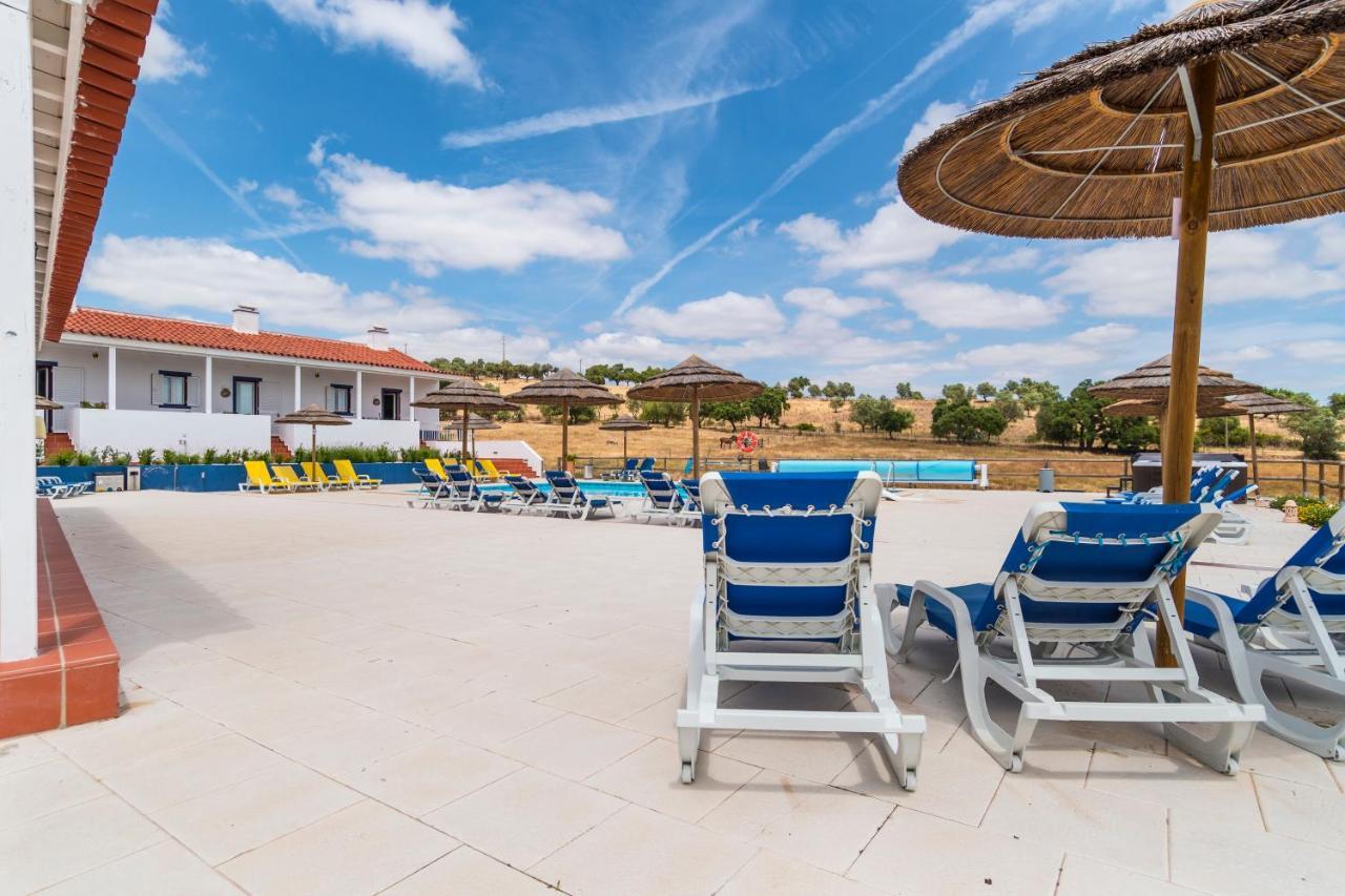 Monte Da Cabeca Gorda Bed & Breakfast Alcacovas Ngoại thất bức ảnh